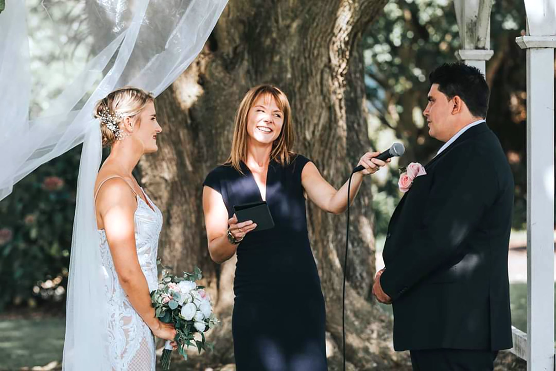 Ria Vandervis as a wedding celebrant