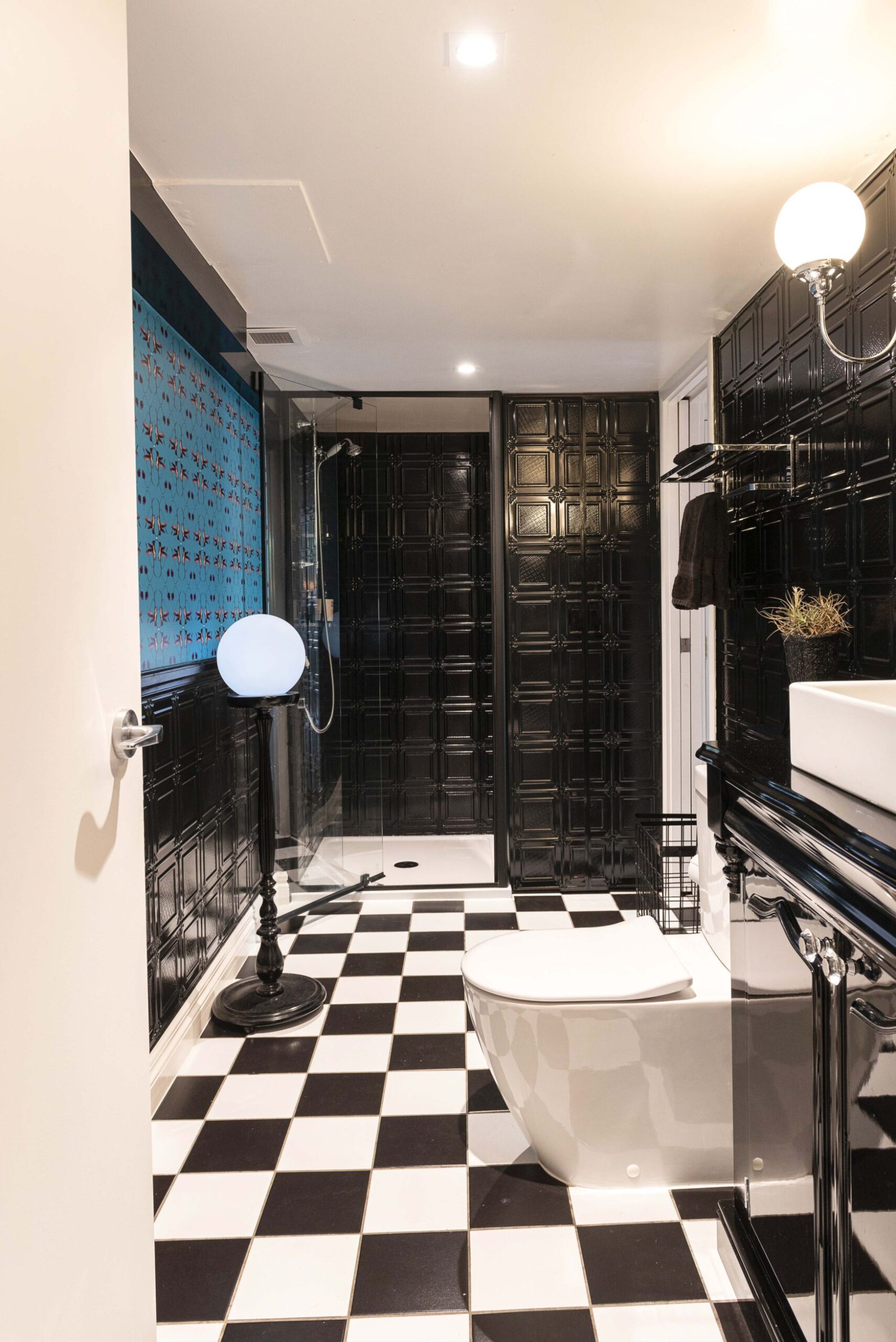 Luxe black and white bathroom