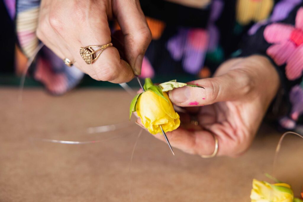 threading a rose through the nylon