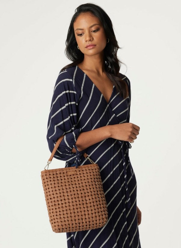 Cute Crossbody tote from Saben.