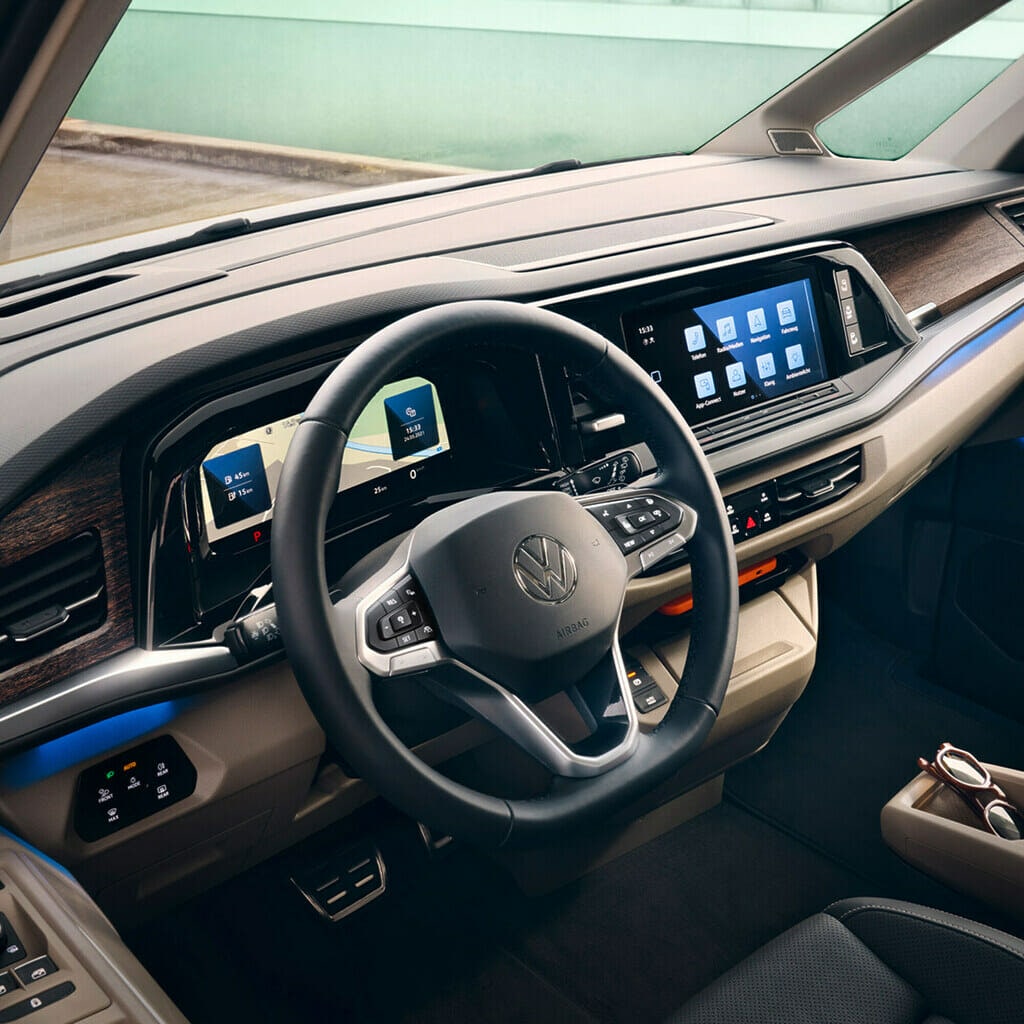 The steering wheel of the Volkswagen EV. 