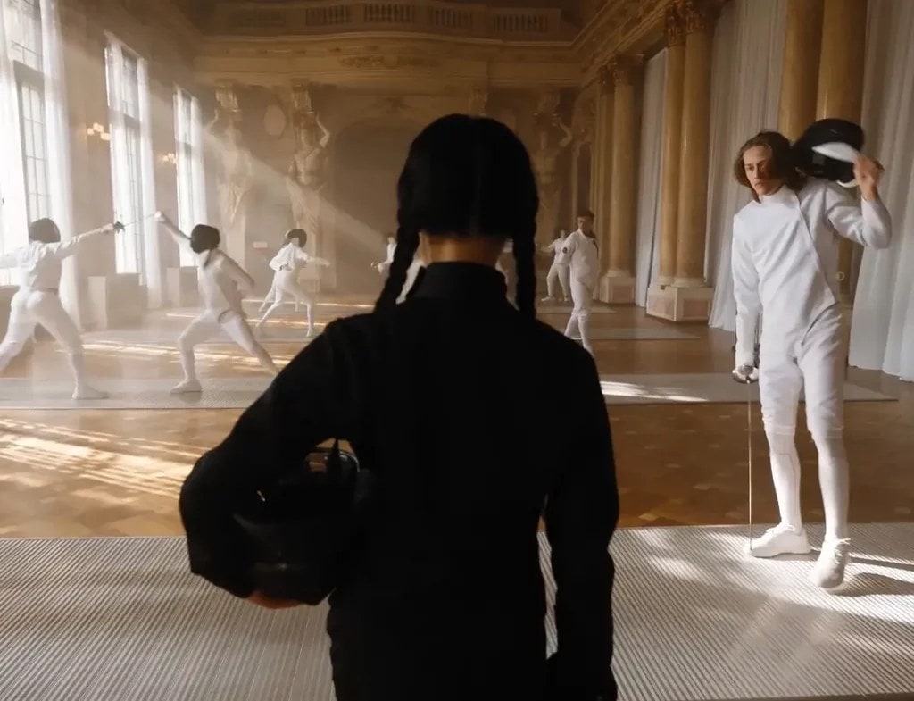 Černý šermířský outfit Jenna Ortega Wednesday Addams