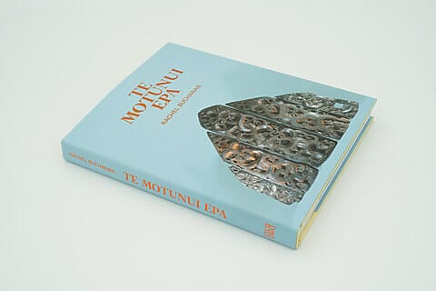 Te Motonui Epa Book Cover
