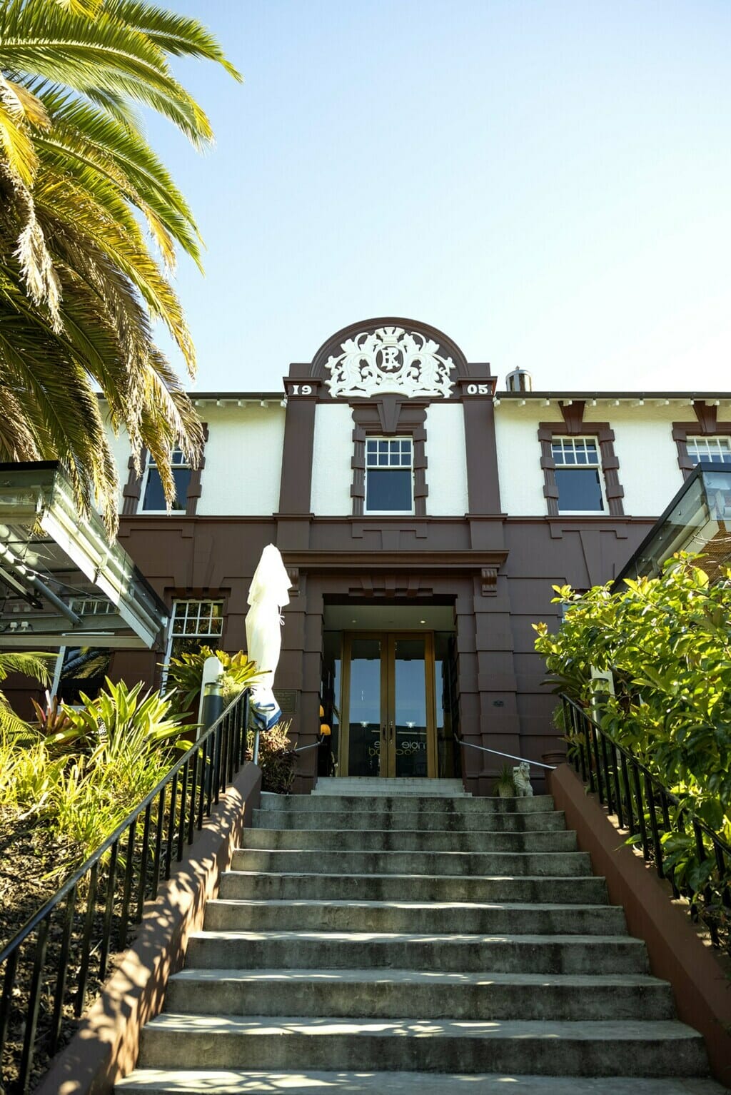 Bar Centrale in Clarence Hotel Tauranga