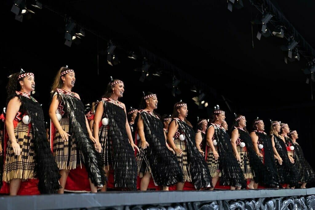 Kura performing with former Te Matatini national championships, Te Waka Huia. 