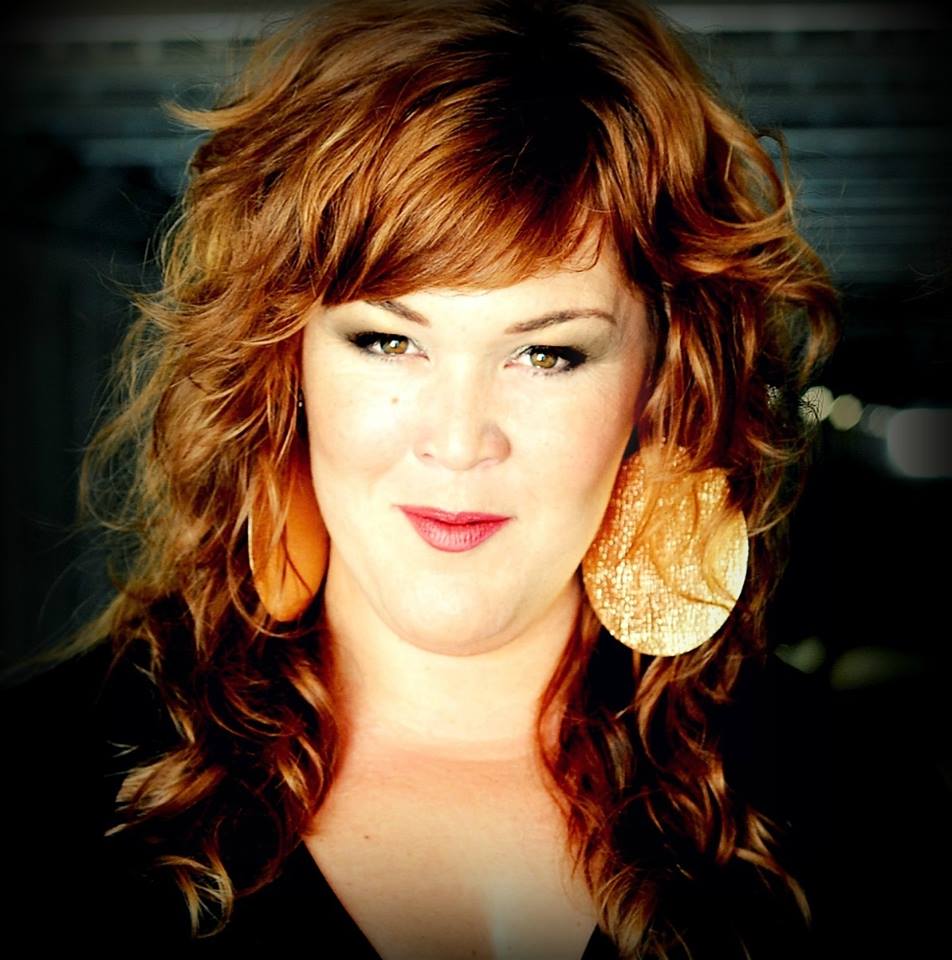 V_Stacey_promophoto-2