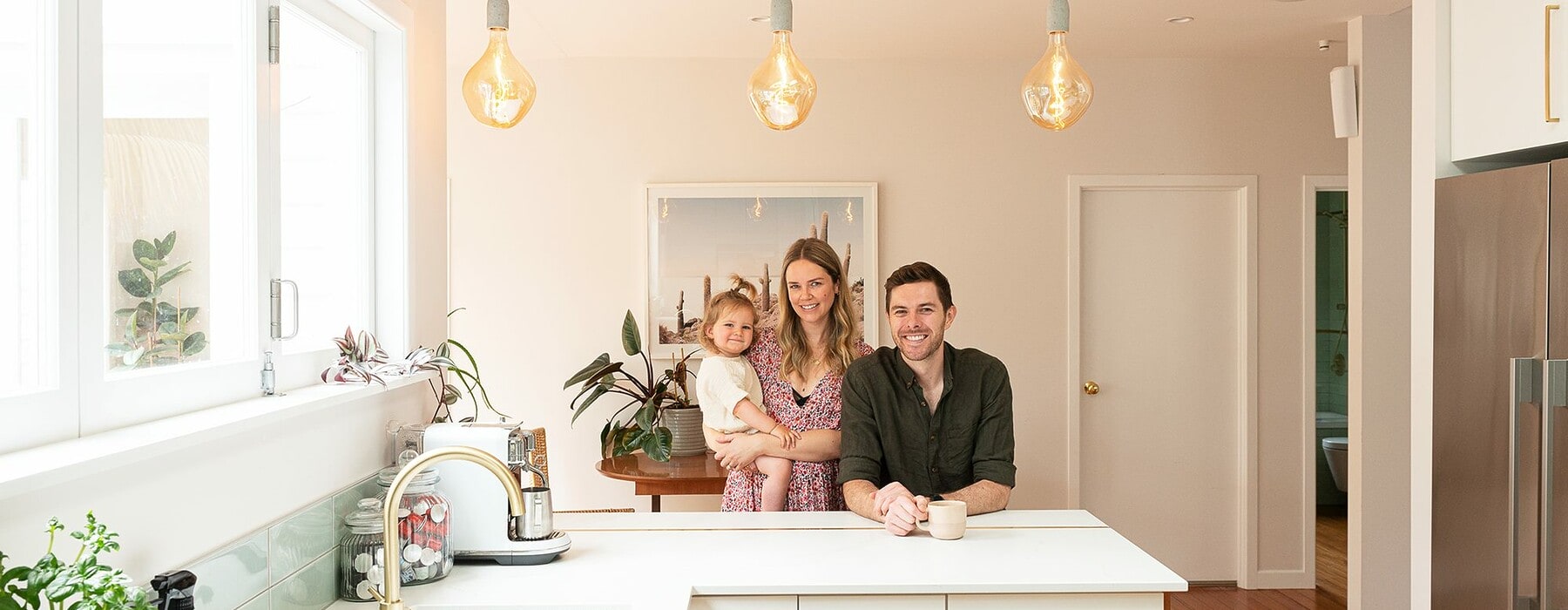 Lucy-Slight-and-family-Room-to-glow