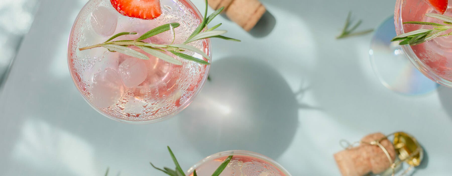 Summer,Drink,With,White,Sparkling,Wine.,Homemade,Refreshing,Fruit,Cocktail